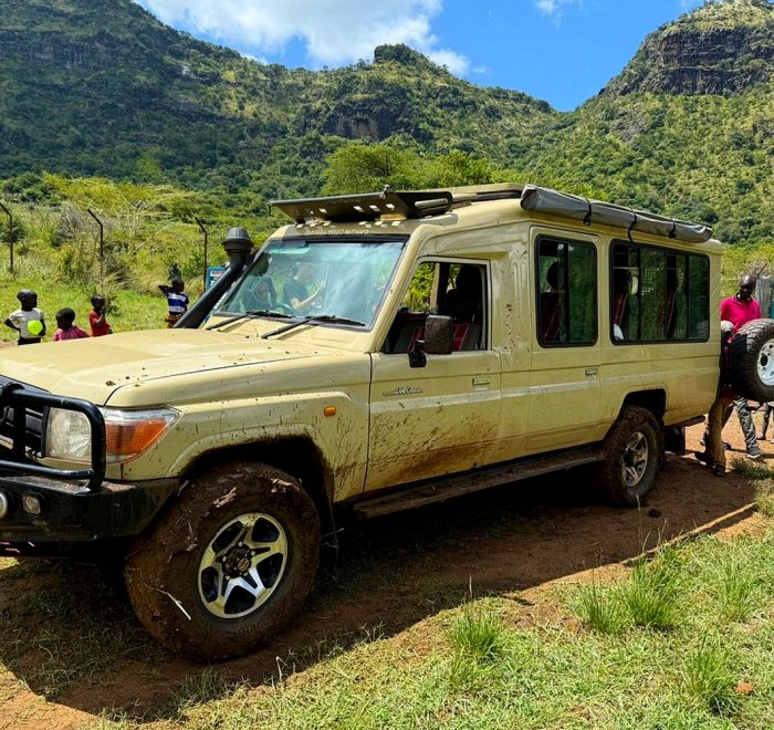 4×4-Safari-Land-Cruiser-Extended 4x4-Safari-Land-Cruiser-Extended
