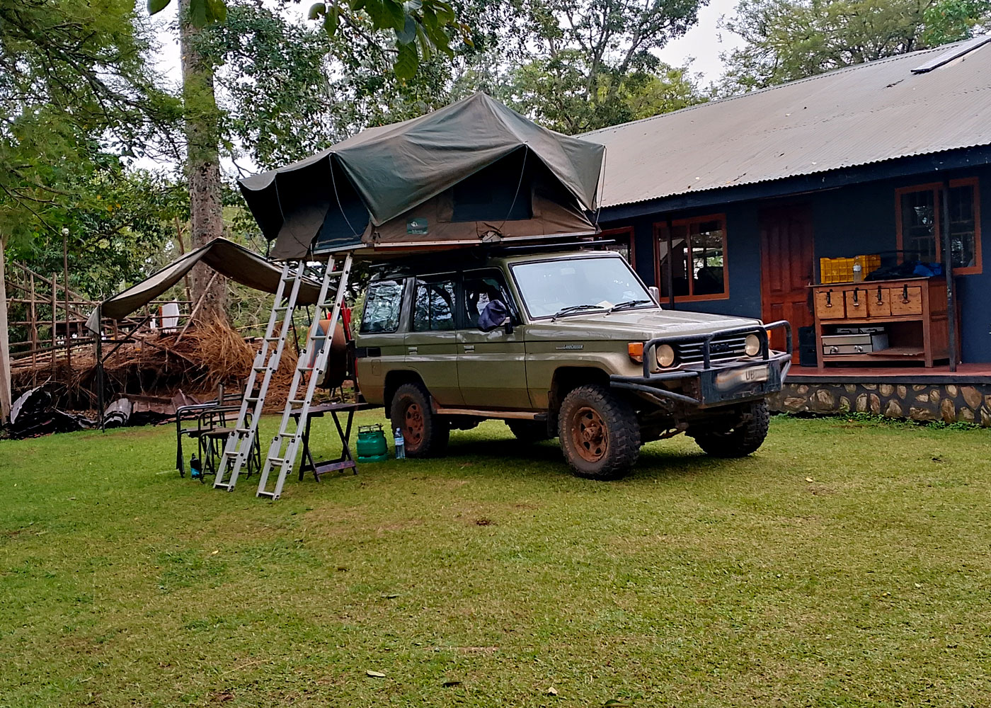 Essential-Requirements-for-Booking-a-Self-Drive-Car-in-Tanzania Essential-Requirements-for-Booking-a-Self-Drive-Car-in-Tanzania