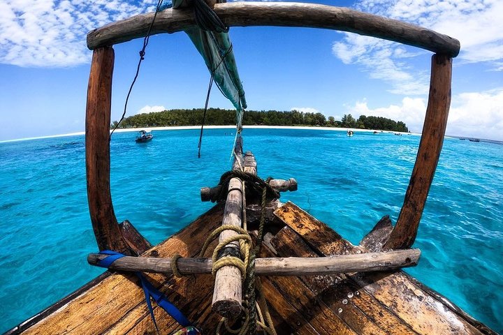 Best Tanzania Tours and Excursions for First-Time Travellers